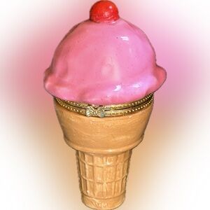 Ceramic Ice Cream Cone Hinged Box